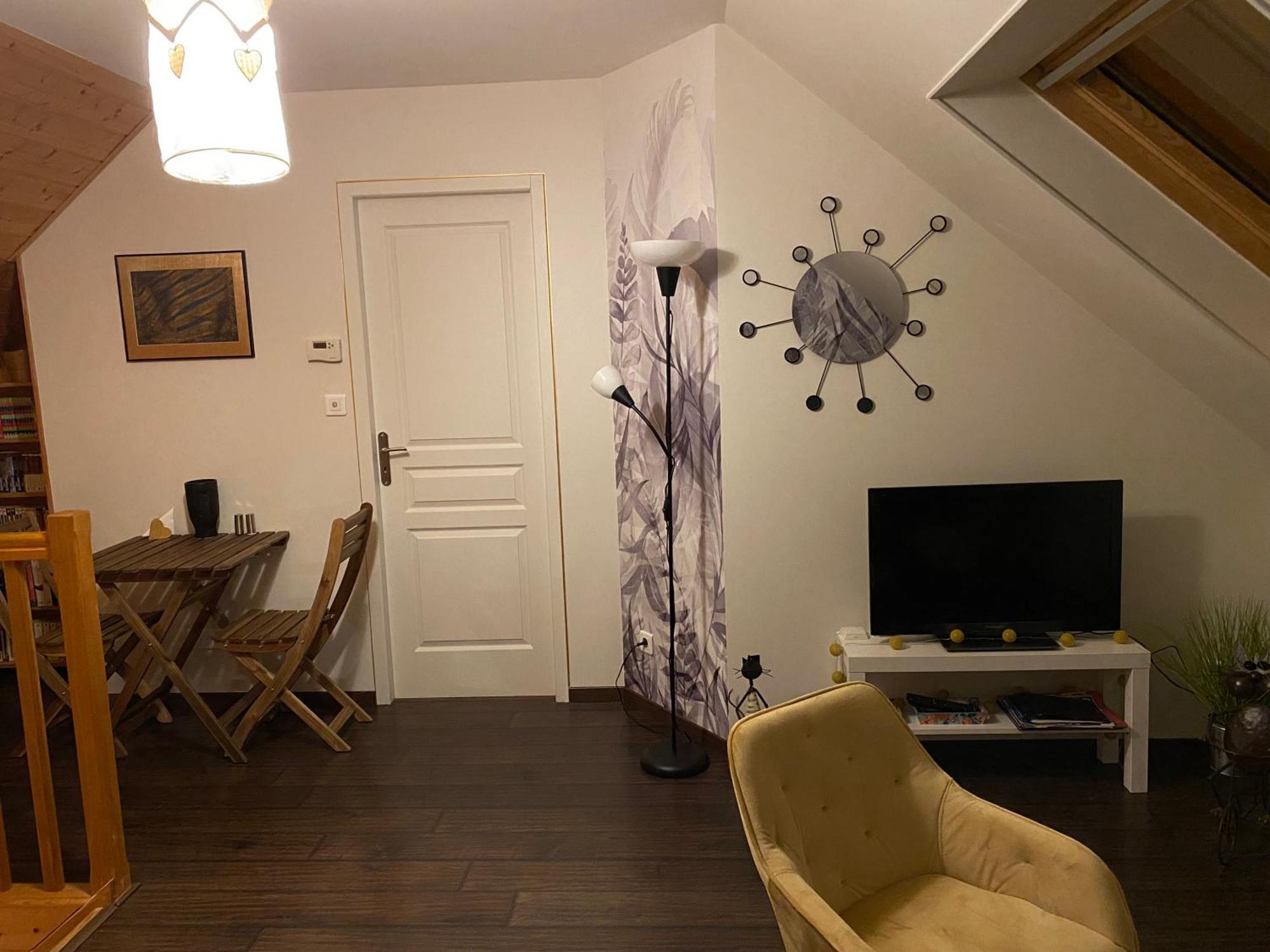 Chambre D'Hotes Proximite Circuit Prenois Exterior foto